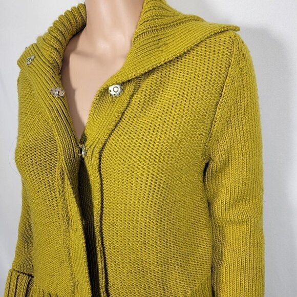 Max Azria Collection Women's Knit 100%Wool Button Up Sweater Roll Sleeves Size M - Picture 2 of 15